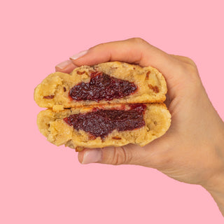 Almond Raspberry Cookie